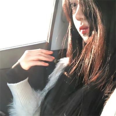 苹果小镇的国王 海报